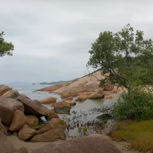 Praia dos Ouriços