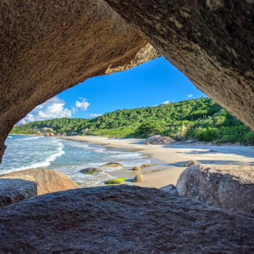 Praia do Defunto